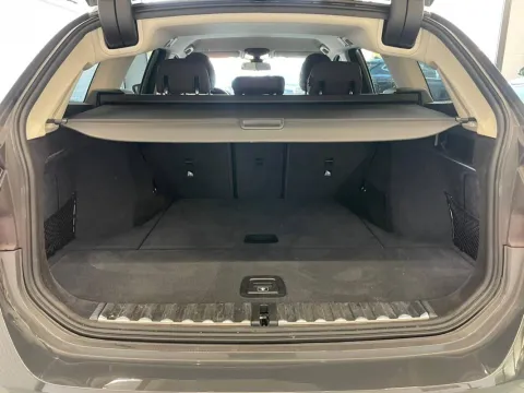 BMW 318d Touring mhev 48V auto - Immagine 9