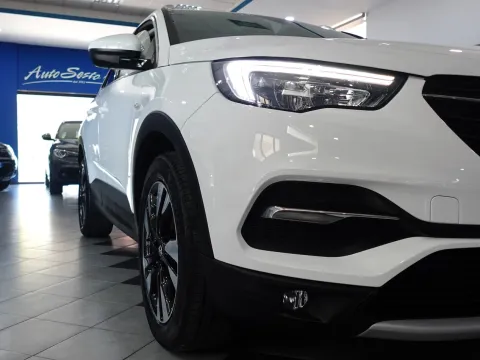 Opel Grandland X 1.5 ecotec Elegance s&s 130cv at8 - Immagine 12
