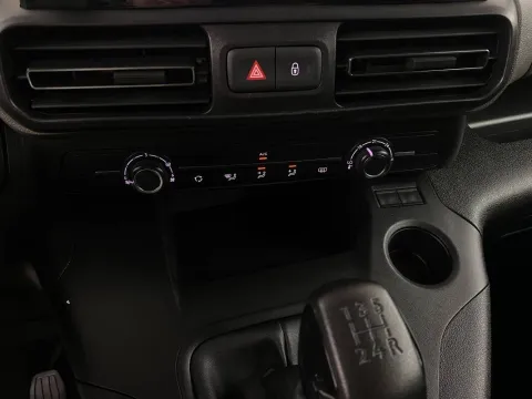 Peugeot Rifter 1.5 bluehdi Active 100cv - Immagine 19