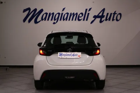 Toyota Yaris 1.0 Active - Immagine 5