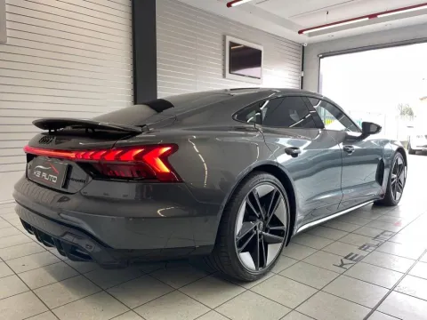 Audi RS e-tron GT - Immagine 4