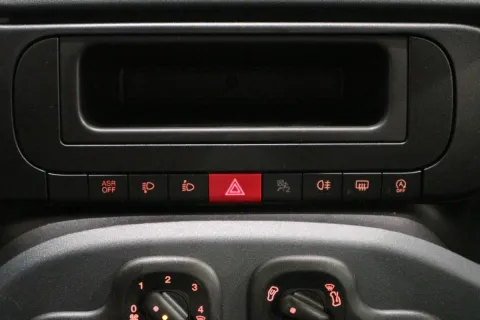 Fiat Panda 1.0 firefly hybrid s&s 70cv - Immagine 14