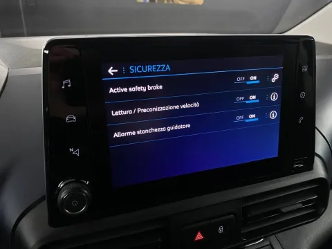 Peugeot Rifter 1.5 bluehdi Allure s&s 130cv - Immagine 30