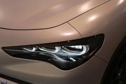 Alfa Romeo Stelvio 2.0 t Competizione Q4 280cv auto - Immagine 28