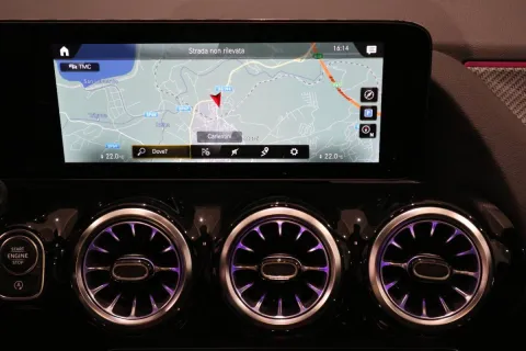 Mercedes GLA 200 d Premium auto - Immagine 13