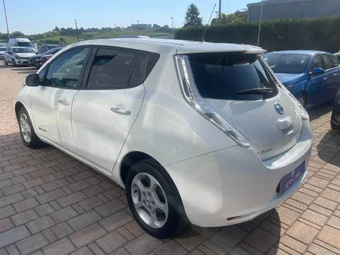 Nissan Leaf Tekna Flex 30kW 109cv - Immagine 5