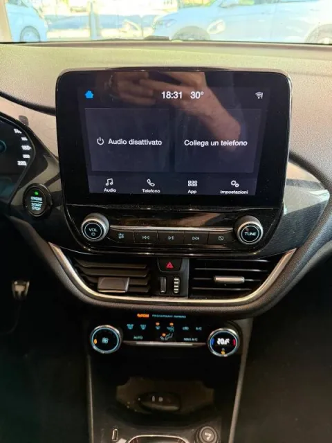 Ford Fiesta 5p 1.5 ecoblue ST-Line 85cv my19.5 - Immagine 12