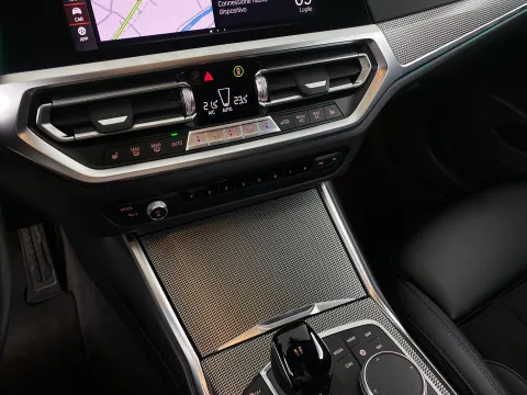 BMW 320d Touring mhev 48V xdrive Msport auto - Immagine 22