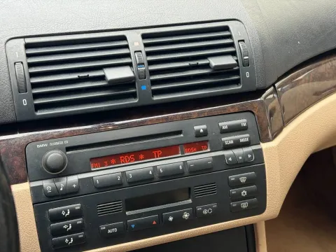 BMW 330xd Touring - Immagine 17