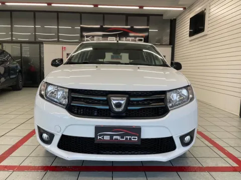 Dacia Sandero 1.2 Extra 75cv - Immagine 2
