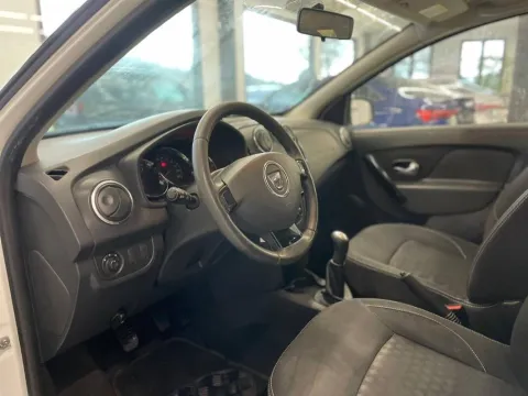 Dacia Sandero 1.2 Extra 75cv - Immagine 8