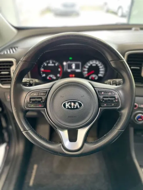 Kia Sportage 1.7 crdi Class Style Pack 2wd 115cv - Immagine 13