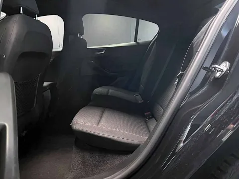 Ford Focus 1.0t ecoboost h ST-Line 125cv - Immagine 15