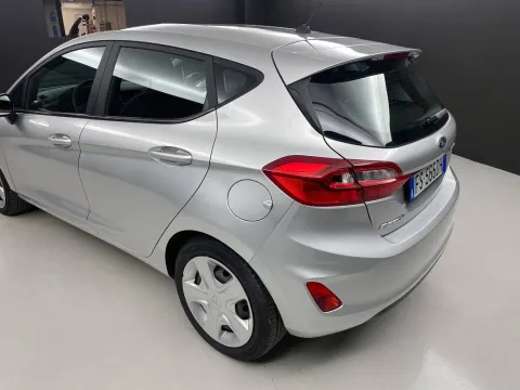 Ford Fiesta 5p 1.1 Plus 70cv - Immagine 6