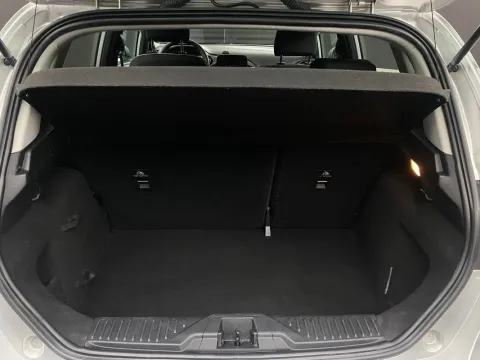 Ford Fiesta 5p 1.1 Plus 70cv - Immagine 7