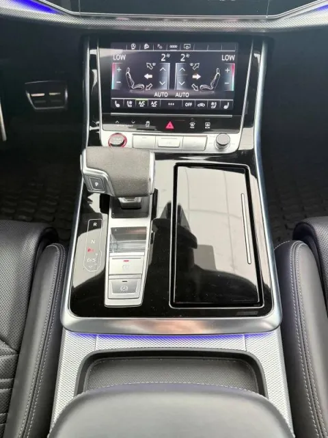 Audi RS Q8 4.0 mhev quattro tiptronic - Immagine 17