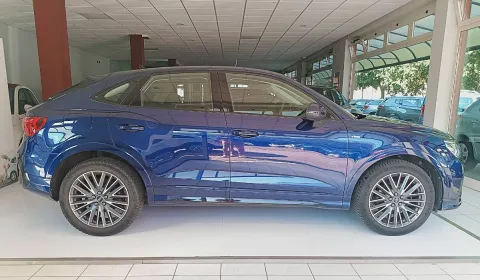 Audi Q3 Sportback 35 2.0 tdi S line edition s-tronic - Immagine 4