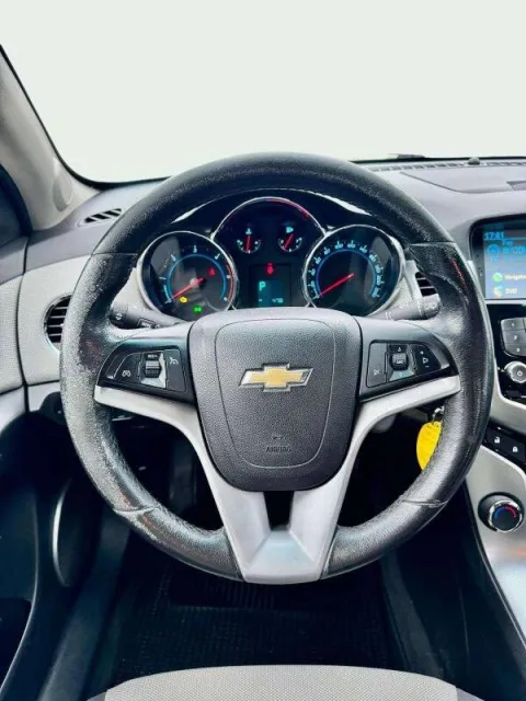 Chevrolet Cruze 2.0 td LT 163cv auto - Immagine 8