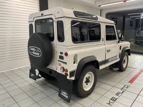 Land Rover Defender 90 2.5 td5 E SW - Immagine 6