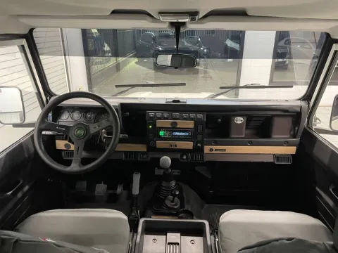 Land Rover Defender 90 2.5 td5 E SW - Immagine 17