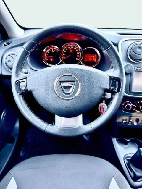 Dacia Sandero Stepway 1.5 dci s&s 90cv auto - Immagine 10
