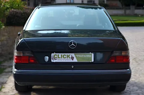 Mercedes E Coupe 200 CE - Immagine 5