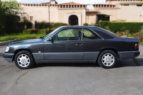 Mercedes E Coupe 200 CE - Immagine 6