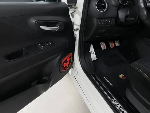 Abarth Punto Evo 1.4 16v t. m.air s&s 165cv - Immagine 27