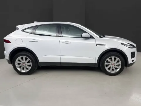 Jaguar E-Pace 2.0d i4 S awd 150cv auto - Immagine 4