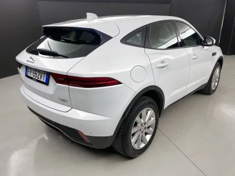 Jaguar E-Pace 2.0d i4 S awd 150cv auto - Immagine 5