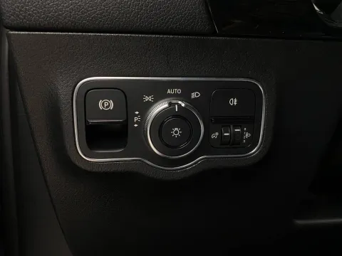 Mercedes GLA 200 d Sport 4matic auto - Immagine 29