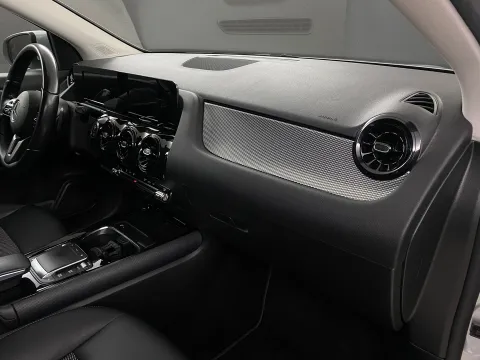 Mercedes GLA 200 d Sport 4matic auto - Immagine 33