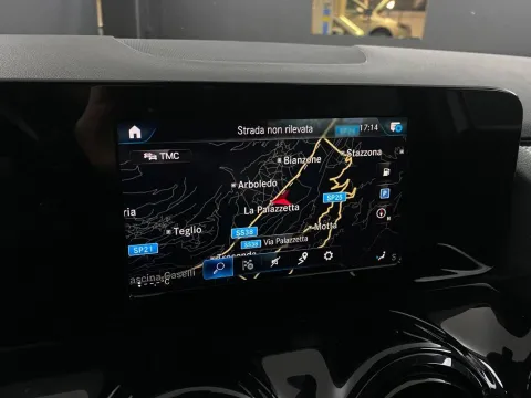 Mercedes GLA 200 d Sport 4matic auto - Immagine 40