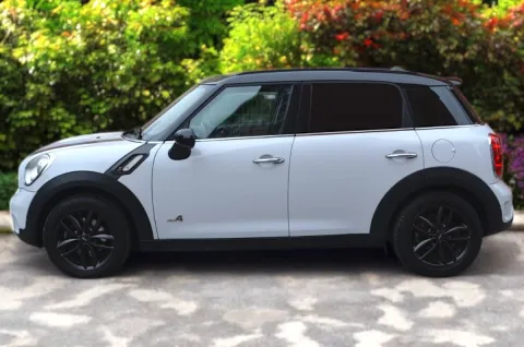 Mini Mini Countryman 2.0 Cooper SD all4 - Immagine 8