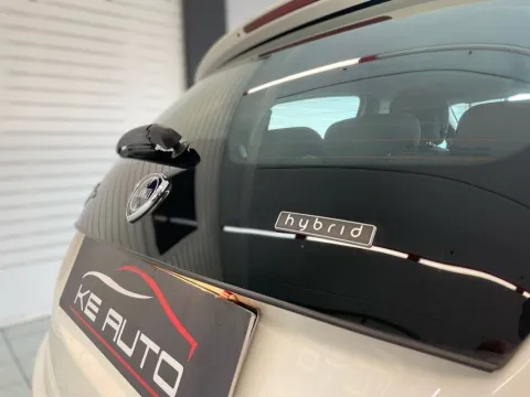 Lancia Ypsilon 1.0 firefly hybrid Silver Plus s&s 70cv - Immagine 9