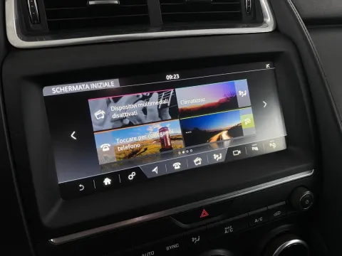 Jaguar E-Pace 2.0d i4 S awd 150cv auto - Immagine 29
