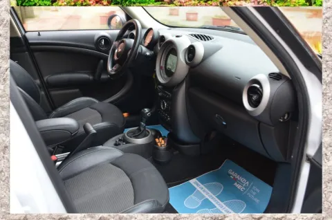 Mini Mini Countryman 2.0 Cooper SD all4 - Immagine 14