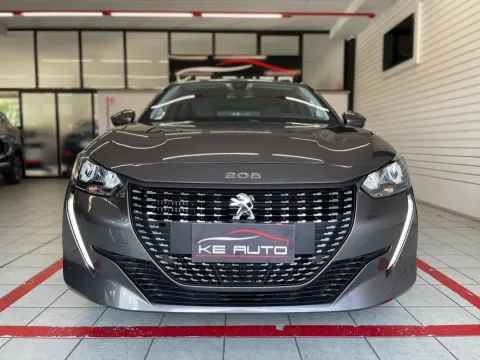 Peugeot 208 1.2 puretech Allure Navi Pack s&s 100cv - Immagine 2