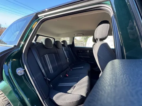 Mini Mini Clubman 2.0 Cooper SD Hype auto - Immagine 20