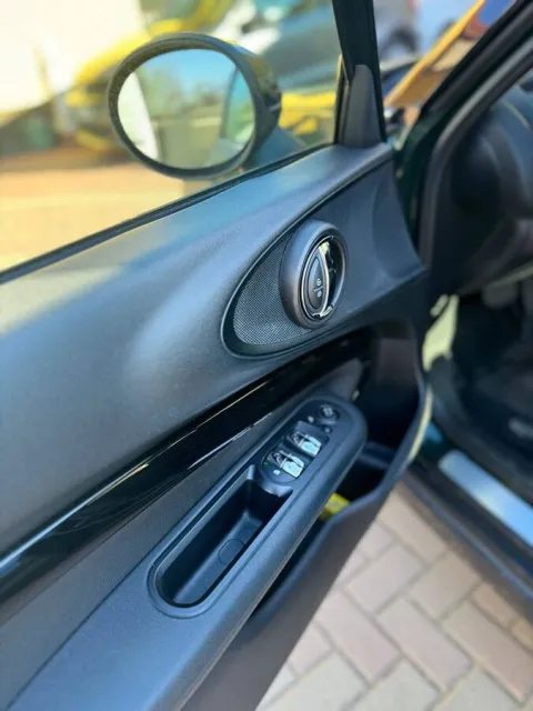 Mini Mini Clubman 2.0 Cooper SD Hype auto - Immagine 21