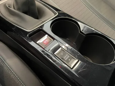 Peugeot 208 1.2 puretech Allure Navi Pack s&s 100cv - Immagine 18