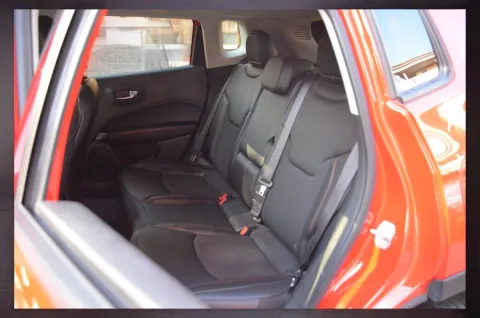 Jeep Compass 1.3 turbo t4 phev Trailhawk 4xe at6 - Immagine 17