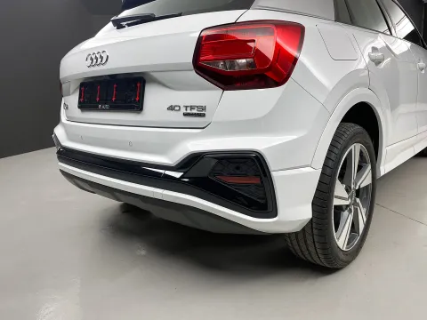 Audi Q2 40 2.0 tfsi S line edition quattro s-tronic - Immagine 6