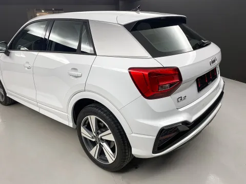Audi Q2 40 2.0 tfsi S line edition quattro s-tronic - Immagine 7