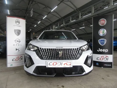 Peugeot 2008 1.2 puretech Allure s&s 100cv - Immagine 1