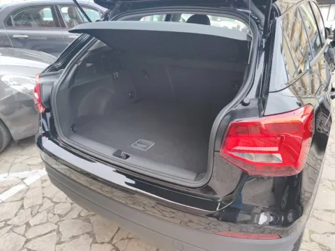 Audi Q2 1.6 tdi Business s-tronic - Immagine 17
