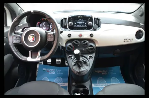Abarth 595 1.4 t-jet 145cv - Immagine 11