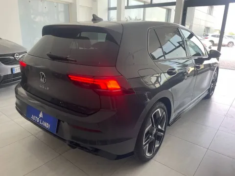 Volkswagen Golf 2.0 tdi R-Line 150cv dsg - Immagine 6