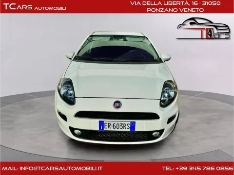 Fiat Punto 5p 1.3 mjt 16v Easy 75cv - Immagine 2