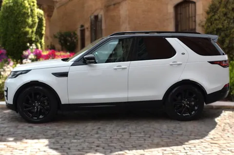 Land Rover Discovery 2.0 sd4 Landmark Edition 240cv 5p.ti auto - Immagine 8